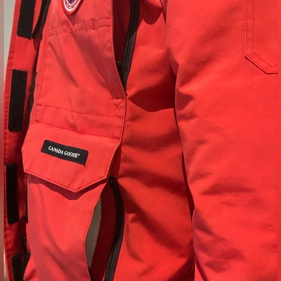 Women’s Canada Goose Expedition Parka - Picture 7 of 16